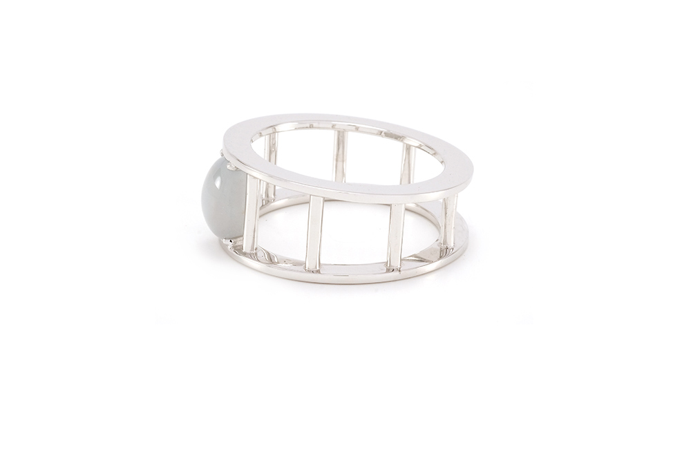 Bague Temporalis - or blanc et saphir étoilé 4