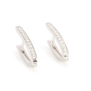 Boucles d'oreiles Nastro, or blanc et diamants 4